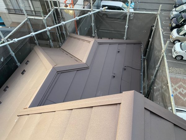 松戸市　外壁塗装　屋根カバー工事　ベランダ防水
